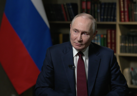 Путин разрешил китайской компании купить акции «Сибура»