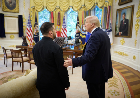 Стало известно, по чьей инициативе закончился разговор Трампа с Зеленским