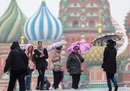 Бабье лето, +13 в конце октября и нудные дожди? Погода в Москве на неделе