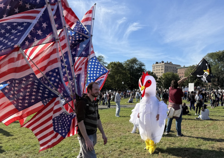 Массовые протесты против Трампа захлестнули США