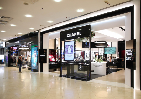 После ухода из России Chanel подала 36 заявок в Роспатент