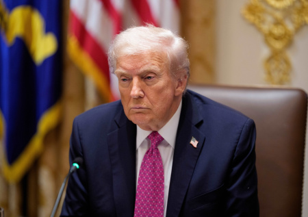 Дугин сравнил Трампа с ночной бабочкой