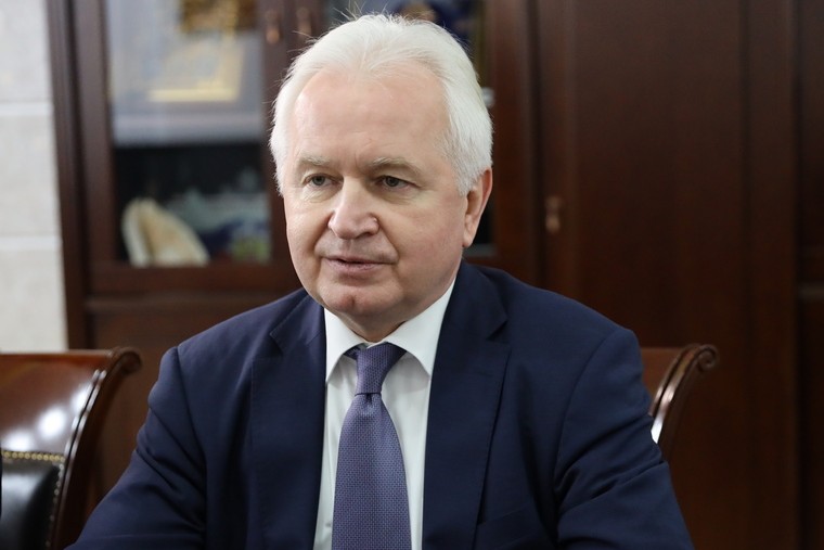 Игорь Маслов