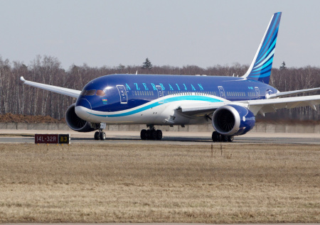Стало известно, что случилось с попавшим в ЧП в Пулково самолетом AZAL