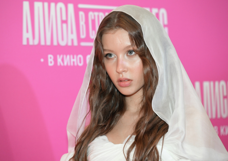 Актриса Анна Пересильд на премьере фильма «Алиса в Стране чудес»