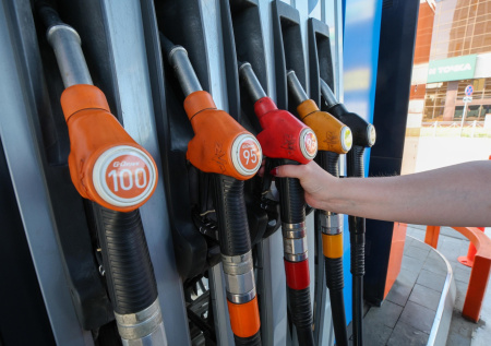 В Крыму повысили лимит на продажу бензина
