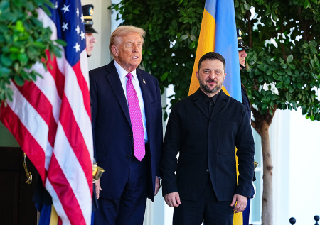 «Ругался, скинул карты со стола»: как Трамп указал Зеленскому его место