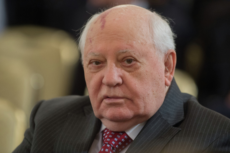 Михаил Горбачев