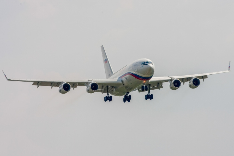Самолет Ил-76 специального летного отряда «Россия»