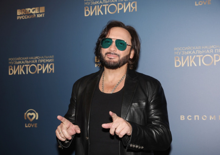 «Порадуйтесь за нас!»: Михайлов впервые ответил на слухи о разводе