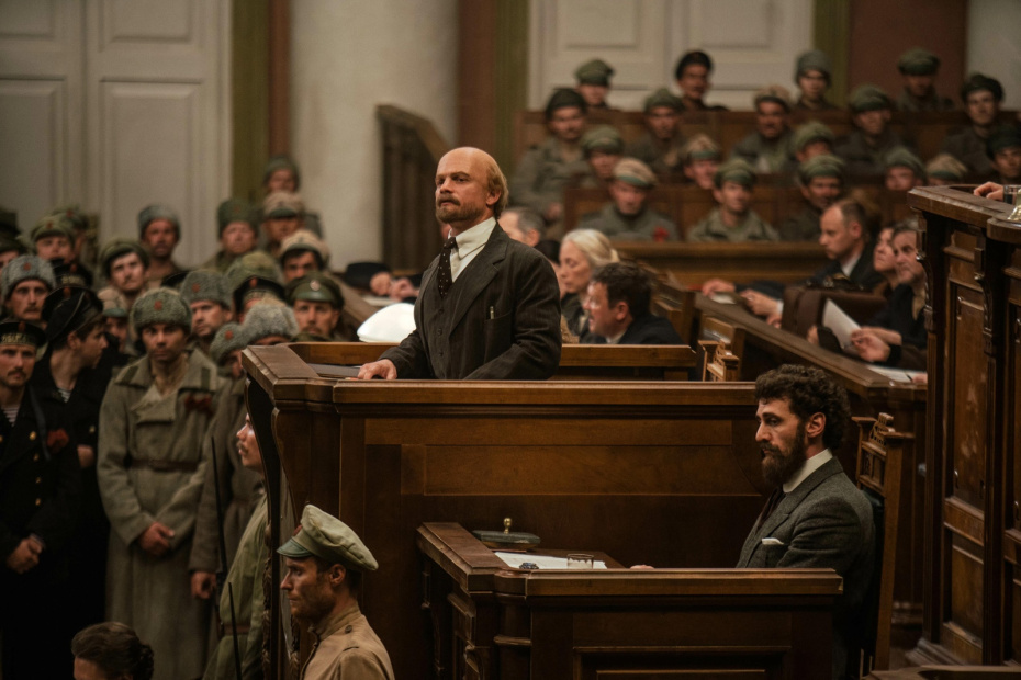 Евгений Ткачук в роли Ленина в сериале «Хроники русской революции»