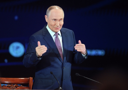 «Дорого обойдется»: Путин пошутил об унитазах и Европе
