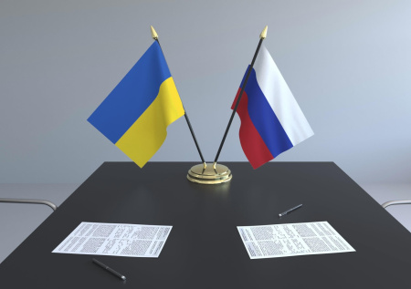 Раскрыто, кто на самом деле мешает мирному диалогу по Украине