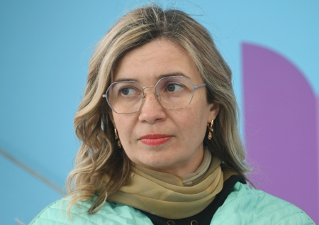 Поэтесса из ЛНР осудила Киев за гибель пнувшего колонку жителя Луганска