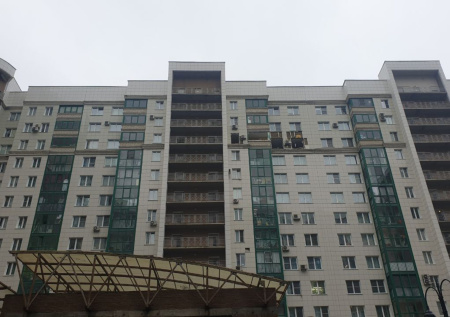 Пострадавшую при атаке БПЛА семью из Подмосковья отправят в гостиницу