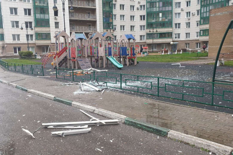Последствия атаки БПЛА на жилой дом в Красногорске