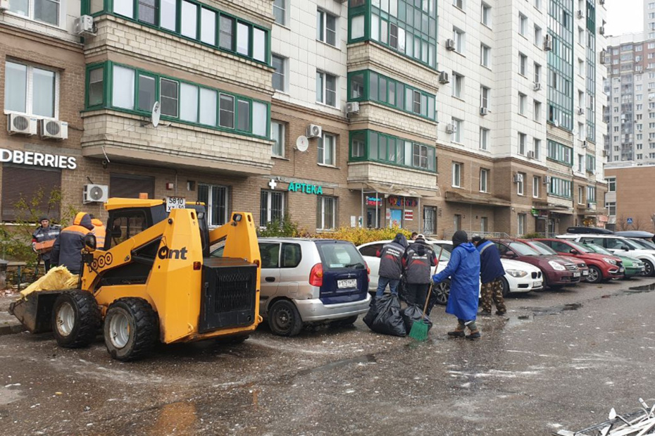 Последствия атаки БПЛА на жилой дом в Красногорске