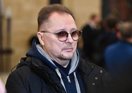 Бывший концертный директор группы t.A.T.u ответил на слухи о нападении