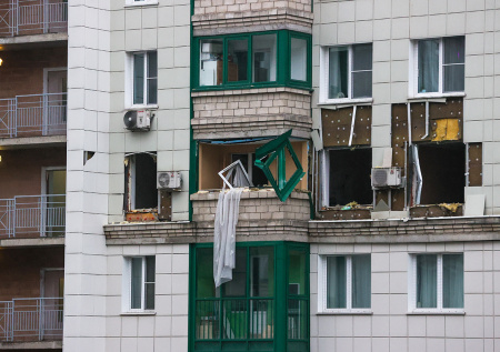 Дрон ВСУ влетел в квартиру многоэтажки в Красногорске: страшные кадры