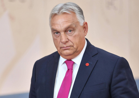 Орбан обсудит украинский кризис с Папой римским