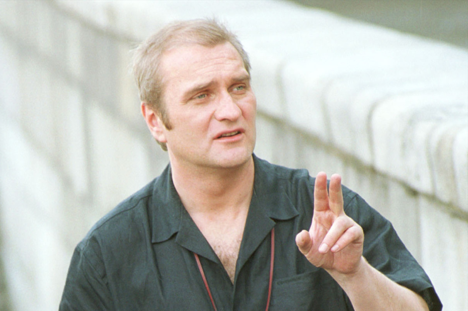Александр Балуев