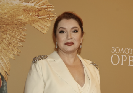 Скандал из-за пластики, личная жизнь, отказ от аборта: где сейчас Сотникова