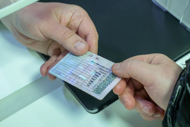 Как получить права впервые в 2025 году? Инструкция для будущих водителей