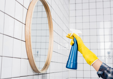 Как я добилась идеального блеска зеркал: секреты чистоты без дорогой химии