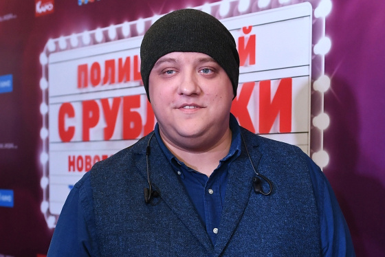 Роман Попов