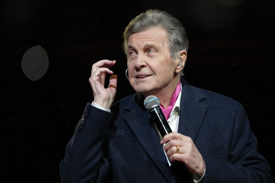 Лев Лещенко
