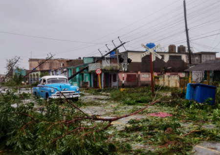 Стало известно, как мощнейший ураган сказался на потоке туристов РФ на Кубу