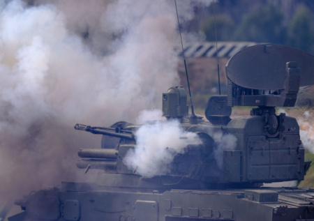 Очевидцы передают, что ночное небо Ульяновской области озарили взрывы ПВО