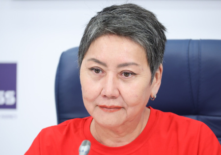 Вместо Кехмана: кто такая Елена Булукова, возглавившая МХАТ им. Горького