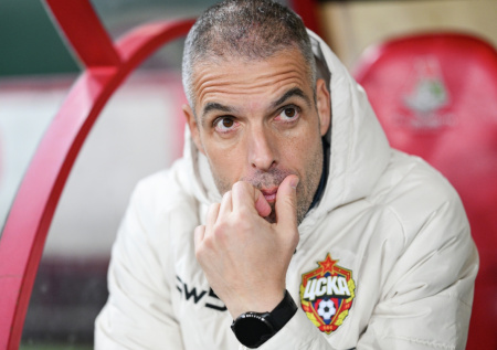 Главный тренер ЦСКА раскрыл, что сказал Акинфееву после ошибки в матче РПЛ