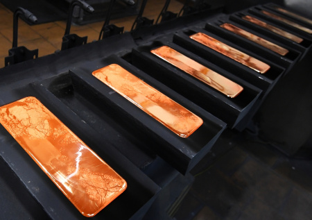 Индия активно возвращает золотые резервы из-за границы на родину