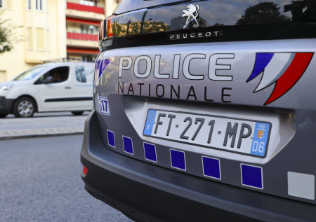 Дерзкие налетчики ограбили пожилых ювелиров на 46 млн рублей