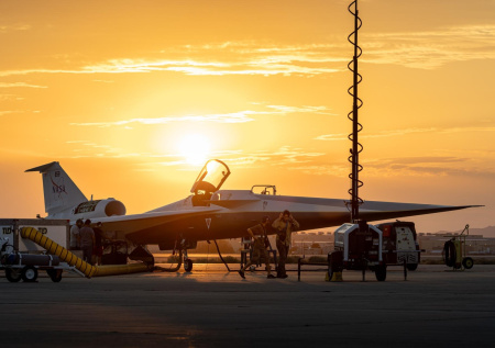 В США провели испытания нового сверхзвукового самолета