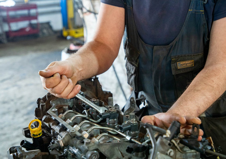 Эксперты раскрыли, на чем сегодня экономят российские автовладельцы