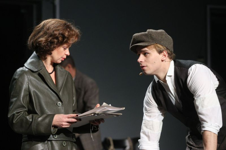 Актриса Алиса Гребенщикова в роли Зины (Зинаида Райх) во время репетиции спектакля «Женщины Есенина» по книге Захара Прилепина в МХАТ им. М. Горького