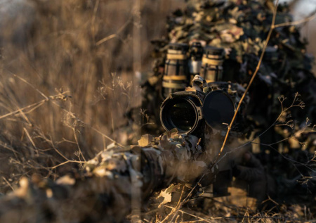 Группа Аида объявила охоту на необычный расчет снайперов