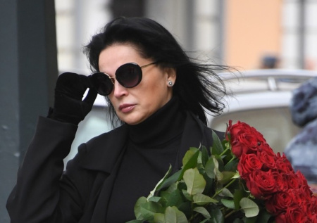 У вдовы Абдулова появился новый мужчина