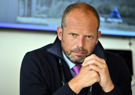 Французский политик назвал безумцем угрожавшего РФ главу Минобороны Бельгии