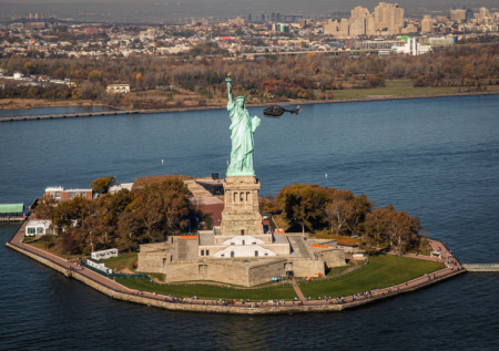 В Нью-Йорке ввели режим ЧС