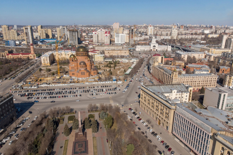 Где оставить машину в Волгограде: безопасно и без проблем