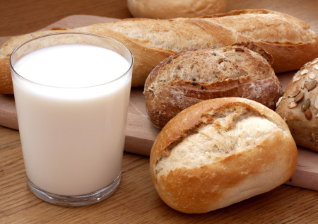 Нутрициолог перечислила продукты, провоцирующие акне