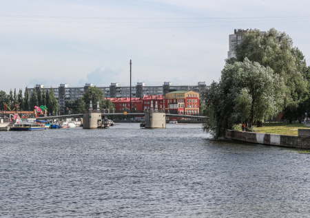 В Совфеде потребовали разобраться с ценами на билеты из Калининграда