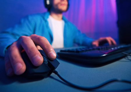 Подрывника автомобиля российского полковника завербовали в онлайн-игре