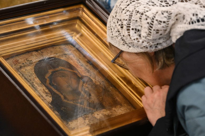 Открытки на День Казанской иконы Божией Матери