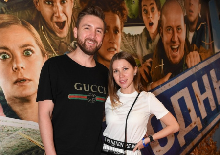 На блогера Лизу Миллер завели уголовное дело за отмывание денег