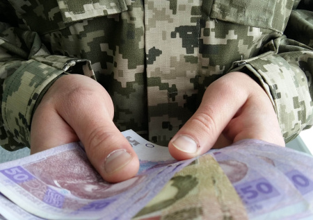 Украина второй месяц не выплачивает зарплаты мобилизованным